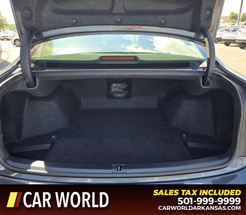 Lexus IS 250 Vehicle Full-screen Gallery Image 13