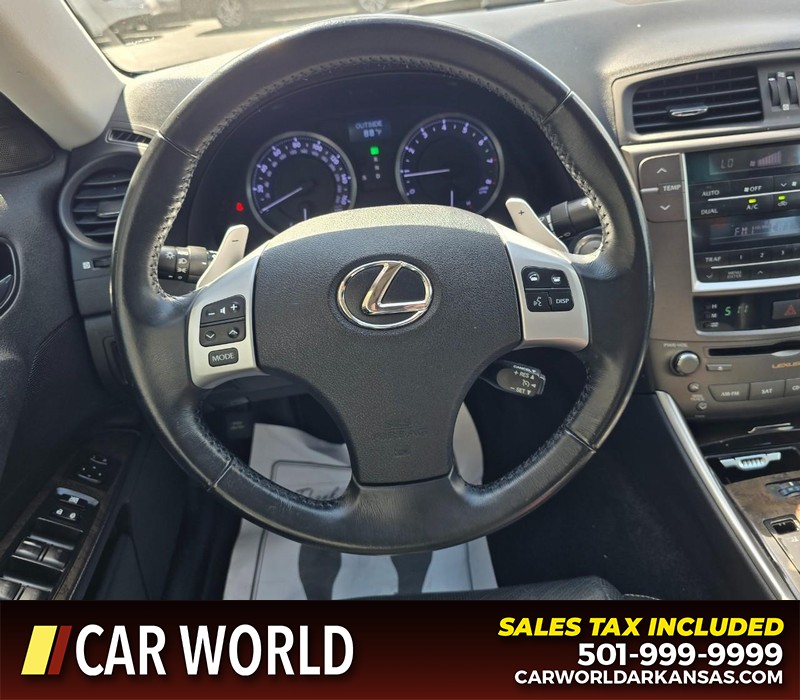 Lexus IS 250 Vehicle Full-screen Gallery Image 14