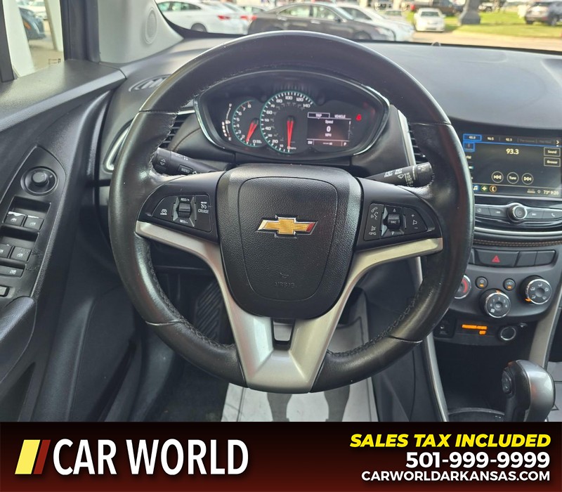 Chevrolet Trax Vehicle Full-screen Gallery Image 16