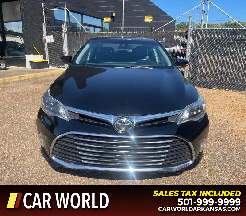 Toyota Avalon Vehicle Full-screen Gallery Image 6