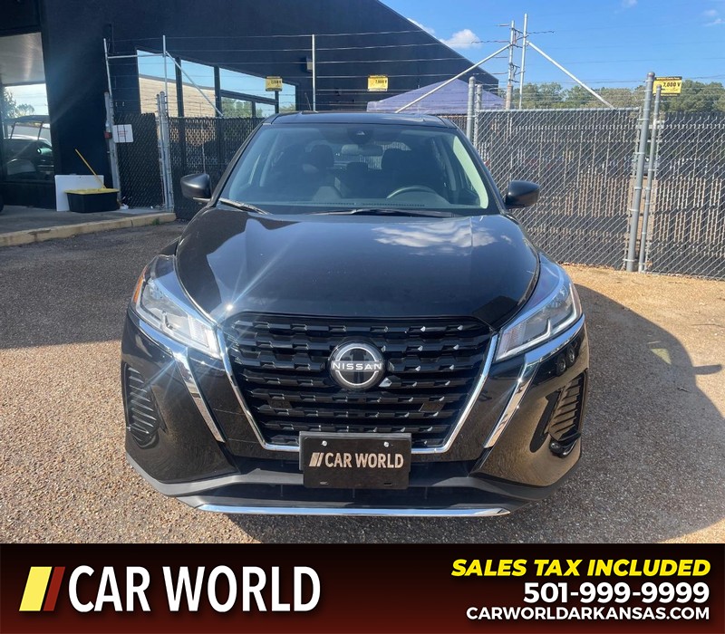 Nissan Kicks Vehicle Full-screen Gallery Image 7