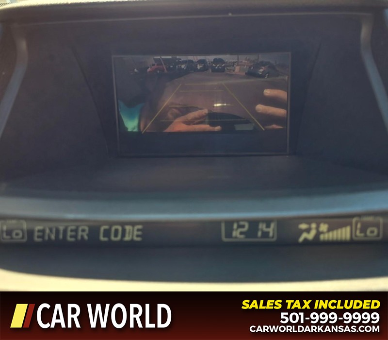 Honda Accord Sedan Vehicle Full-screen Gallery Image 18