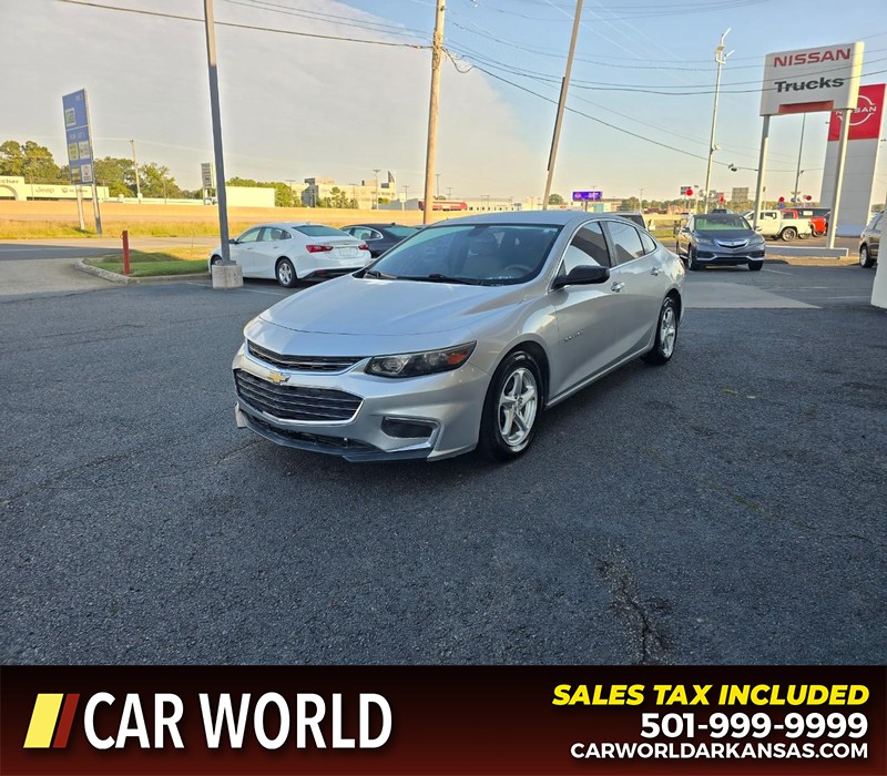 Chevrolet Malibu Vehicle Full-screen Gallery Image 3