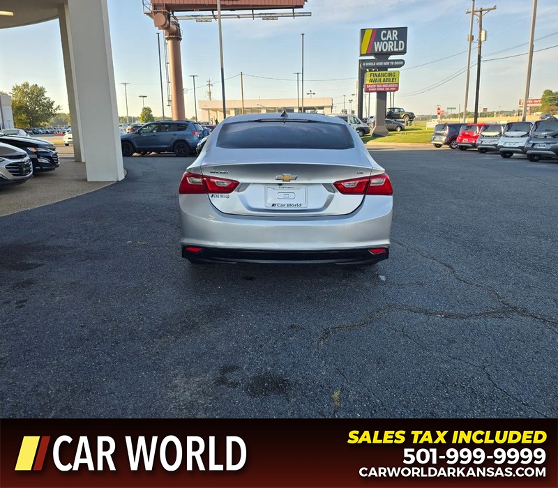 Chevrolet Malibu Vehicle Full-screen Gallery Image 5