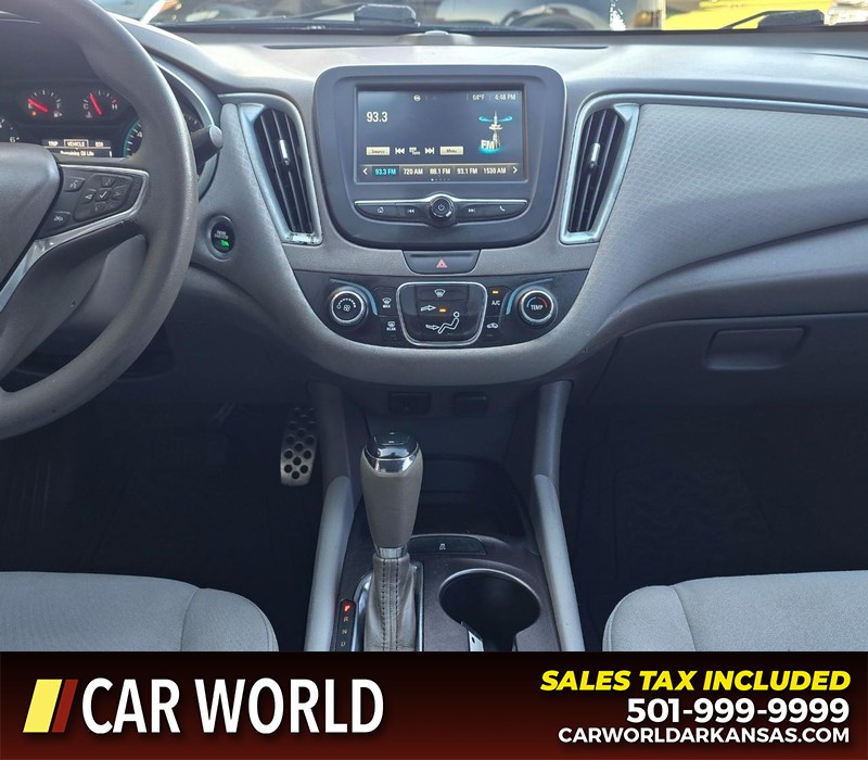 Chevrolet Malibu Vehicle Full-screen Gallery Image 18