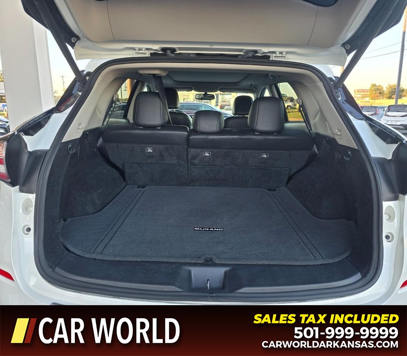 Nissan Murano Vehicle Full-screen Gallery Image 13