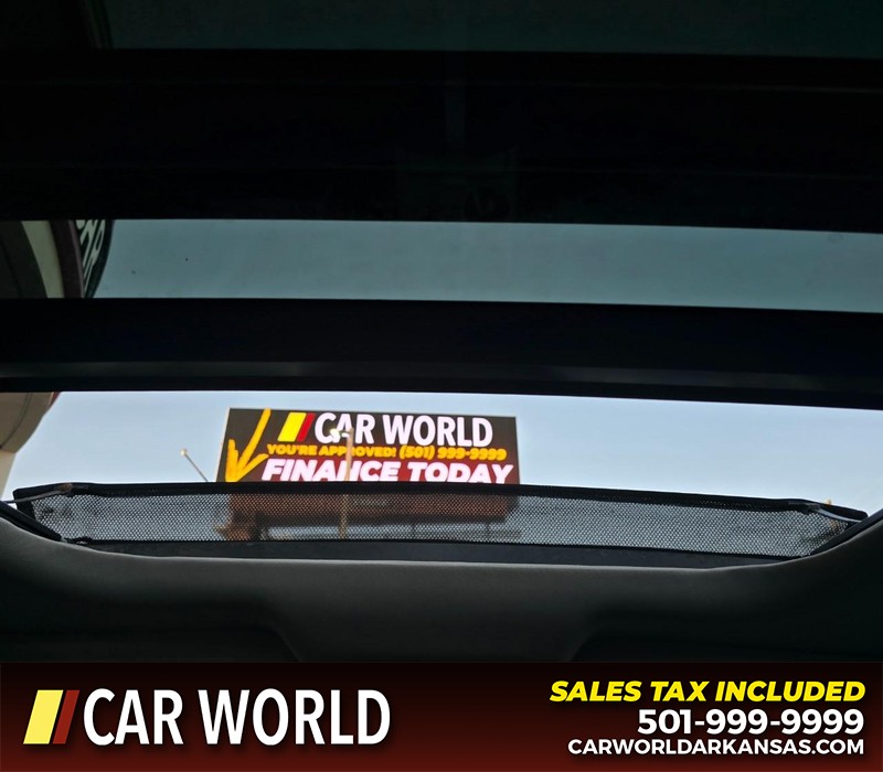 Nissan Murano Vehicle Full-screen Gallery Image 19