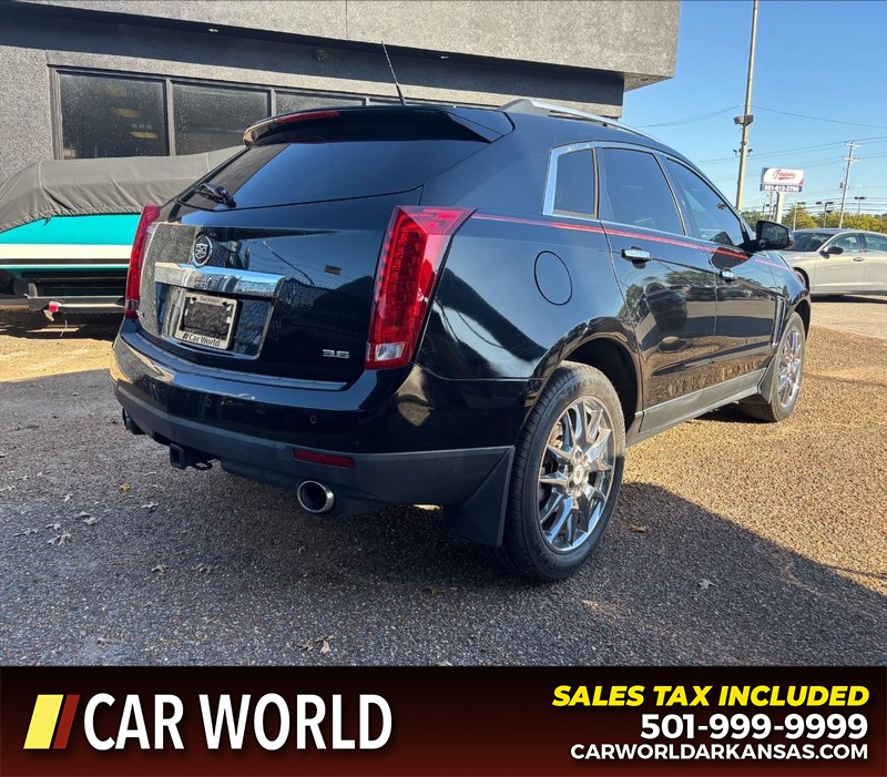 Cadillac SRX Vehicle Full-screen Gallery Image 3