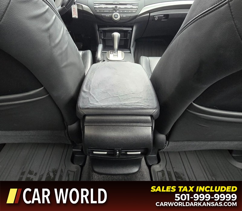 Honda Accord Sedan Vehicle Full-screen Gallery Image 19