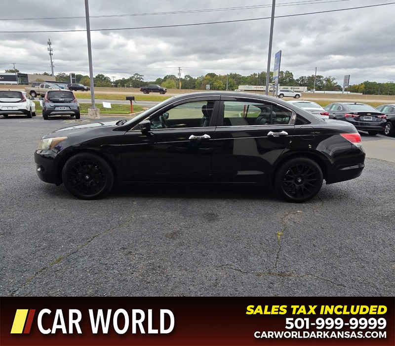 Honda Accord Sedan Vehicle Full-screen Gallery Image 4