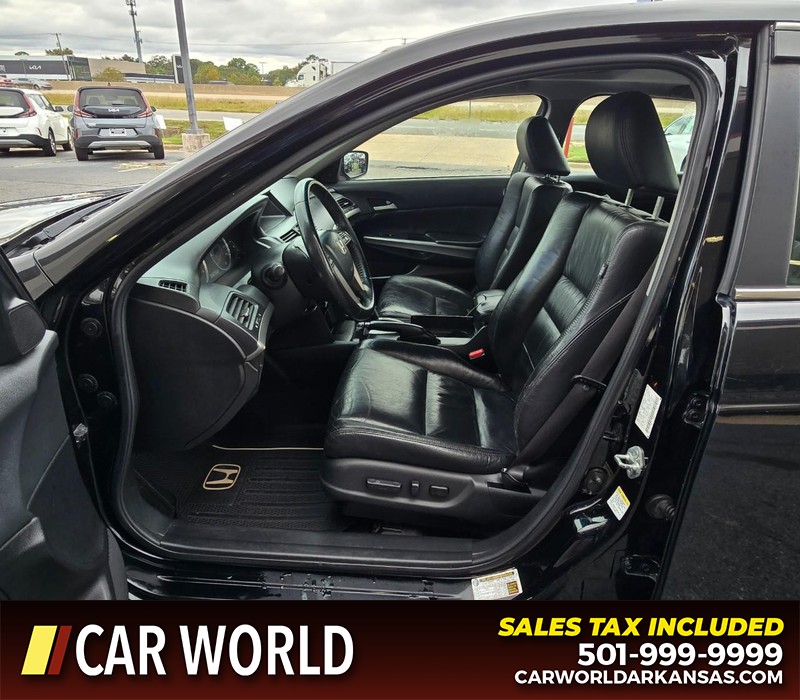 Honda Accord Sedan Vehicle Full-screen Gallery Image 8