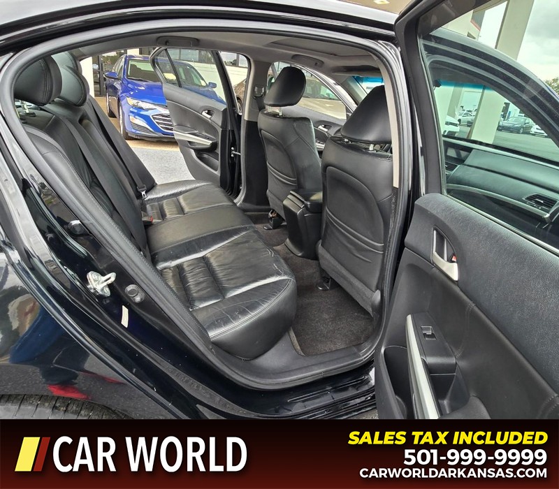 Honda Accord Sedan Vehicle Full-screen Gallery Image 12