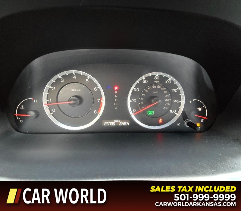 Honda Accord Sedan Vehicle Full-screen Gallery Image 17