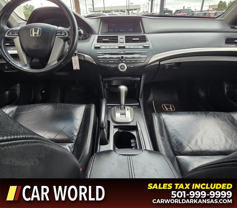 Honda Accord Sedan Vehicle Full-screen Gallery Image 18