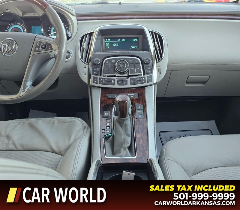 Buick LaCrosse Vehicle Full-screen Gallery Image 18