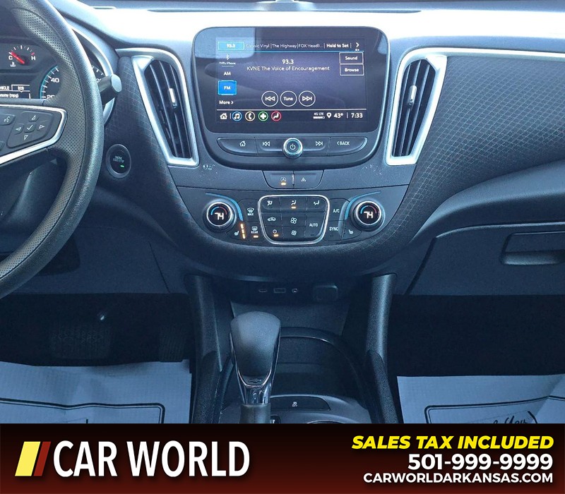 Chevrolet Malibu Vehicle Full-screen Gallery Image 18