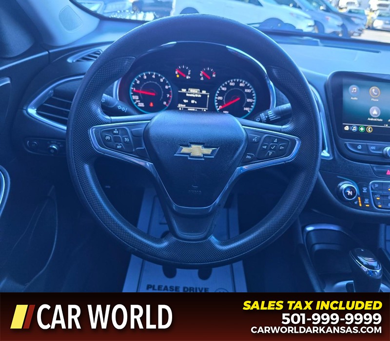 Chevrolet Malibu Vehicle Full-screen Gallery Image 15