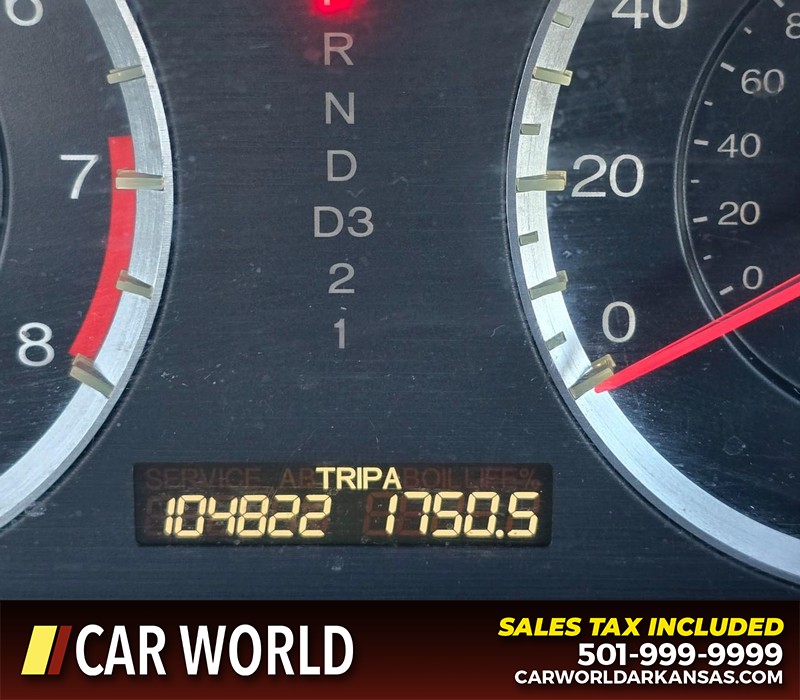 Honda Accord Sedan Vehicle Full-screen Gallery Image 15