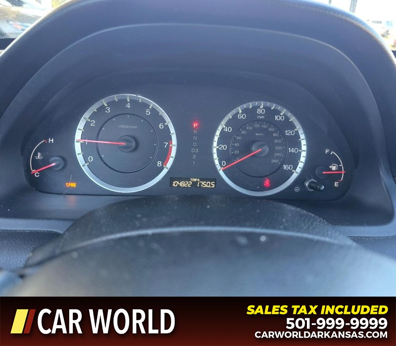 Honda Accord Sedan Vehicle Full-screen Gallery Image 16