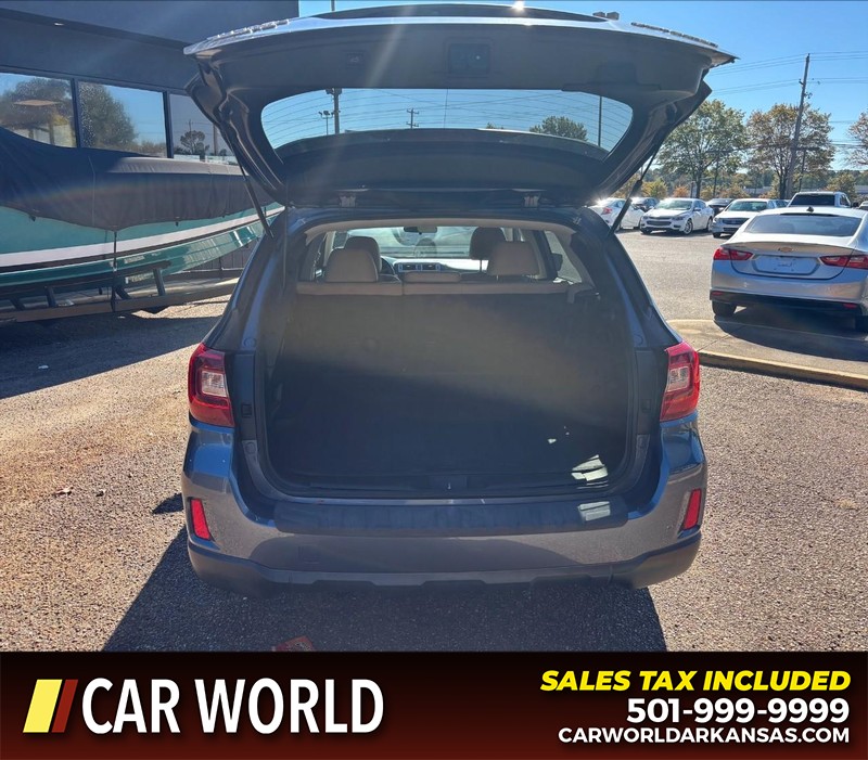 Subaru Outback Vehicle Full-screen Gallery Image 5