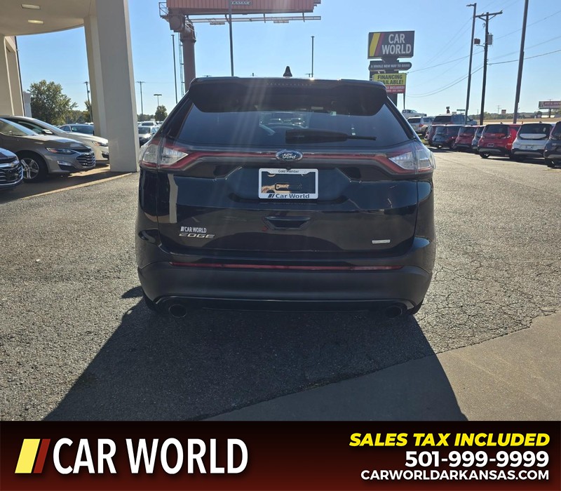 Ford Edge Vehicle Full-screen Gallery Image 5