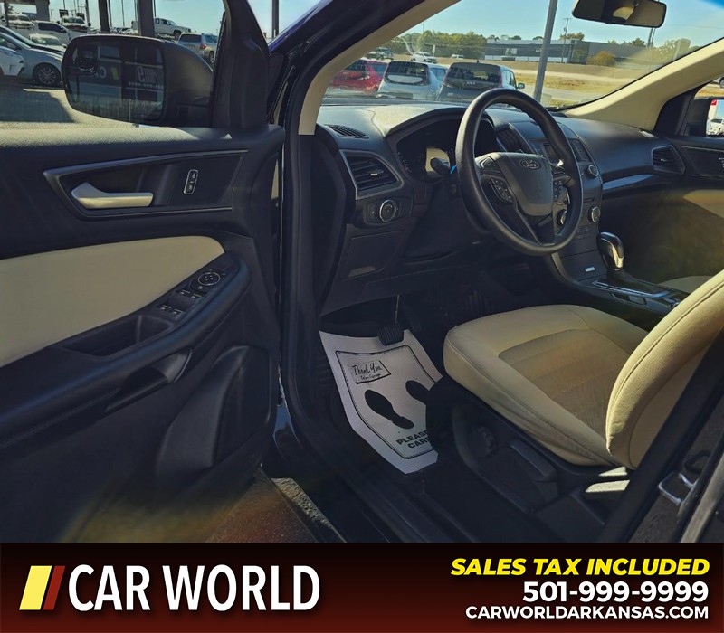 Ford Edge Vehicle Full-screen Gallery Image 7