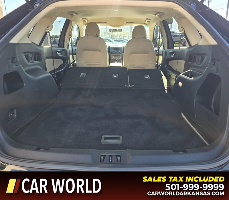 Ford Edge Vehicle Full-screen Gallery Image 14