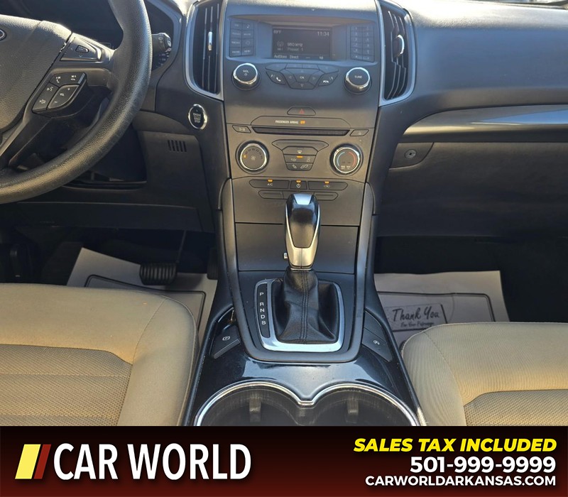 Ford Edge Vehicle Full-screen Gallery Image 19