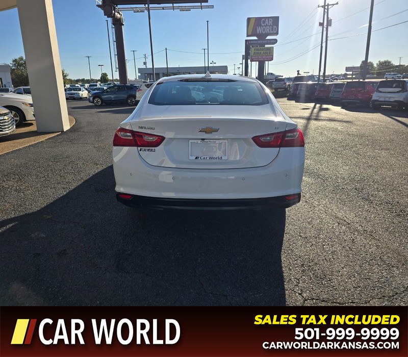 Chevrolet Malibu Vehicle Full-screen Gallery Image 5