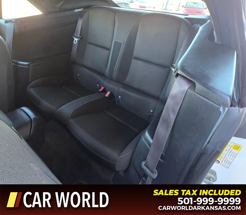 Chevrolet Camaro Vehicle Full-screen Gallery Image 15