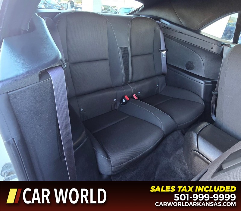 Chevrolet Camaro Vehicle Full-screen Gallery Image 17