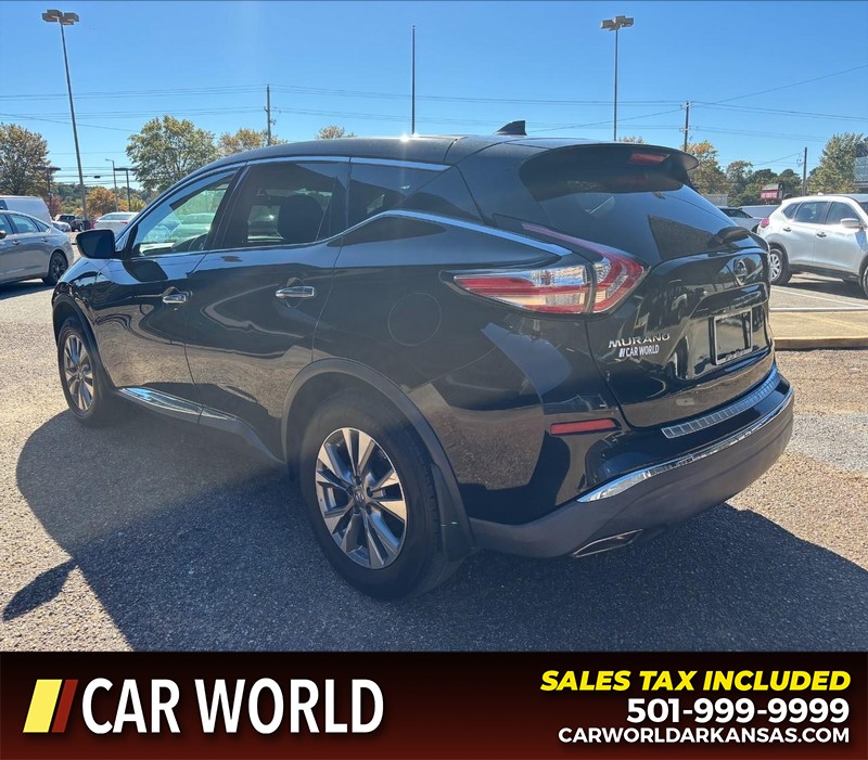 Nissan Murano Vehicle Full-screen Gallery Image 7