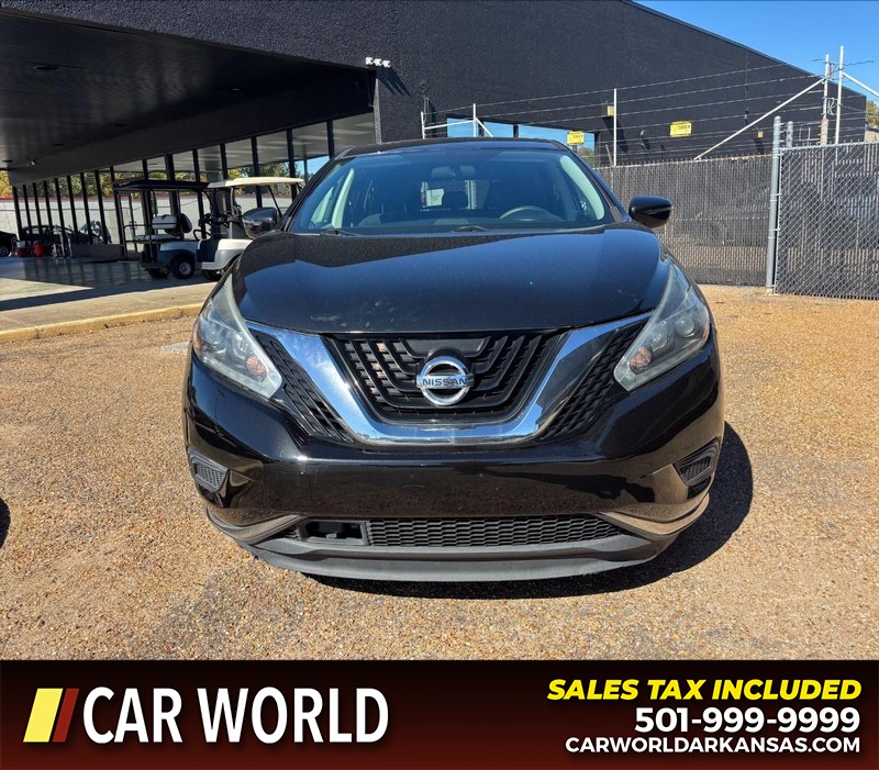 Nissan Murano Vehicle Full-screen Gallery Image 10