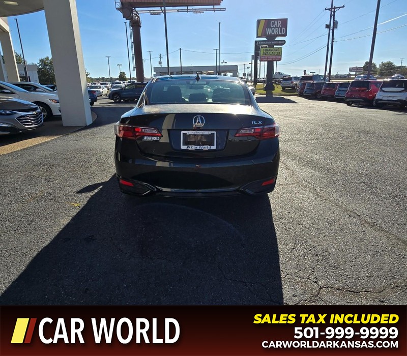 Acura ILX Vehicle Full-screen Gallery Image 5