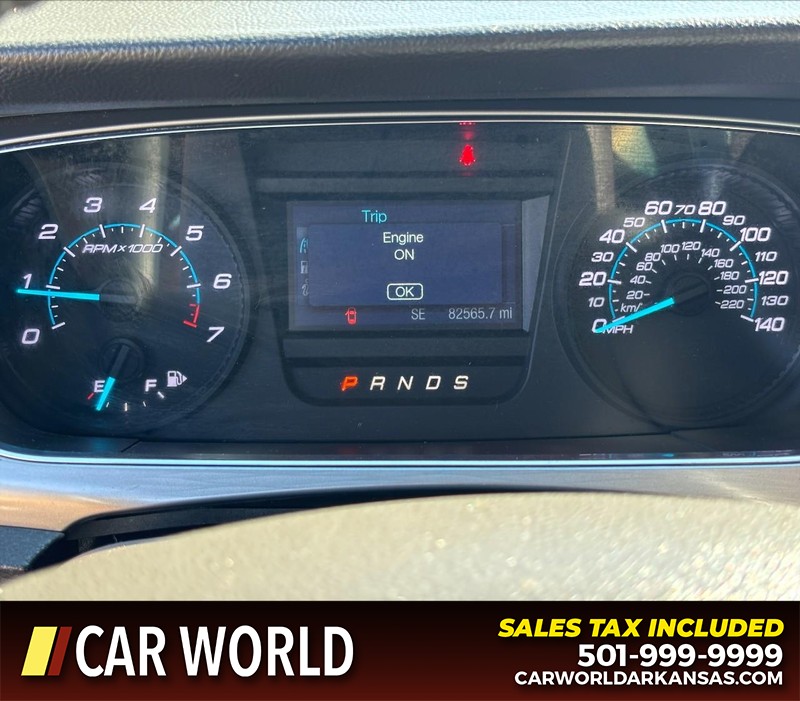 Ford Taurus Vehicle Full-screen Gallery Image 18