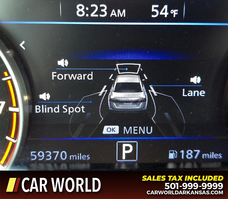 Nissan Altima Vehicle Full-screen Gallery Image 16