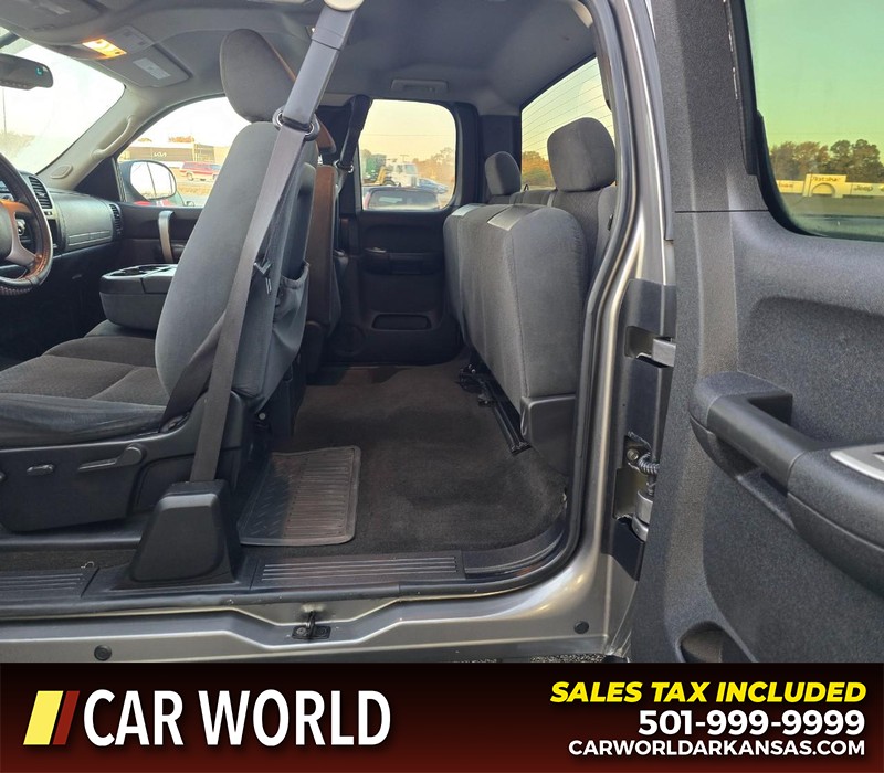 GMC Sierra 1500 Vehicle Full-screen Gallery Image 12