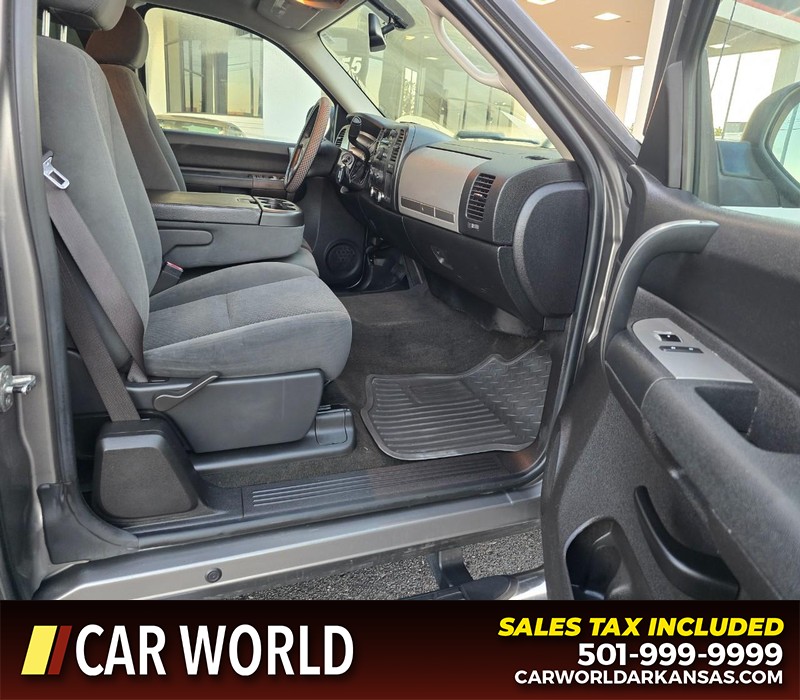 GMC Sierra 1500 Vehicle Full-screen Gallery Image 13