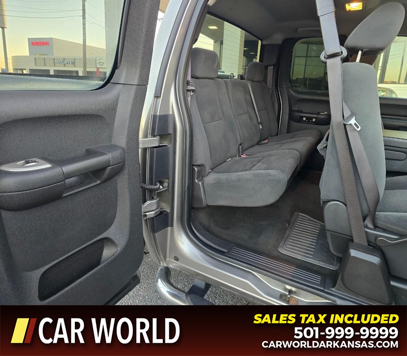 GMC Sierra 1500 Vehicle Full-screen Gallery Image 14