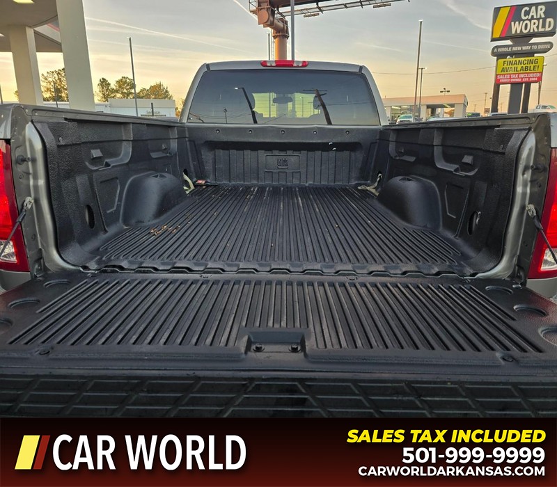 GMC Sierra 1500 Vehicle Full-screen Gallery Image 15