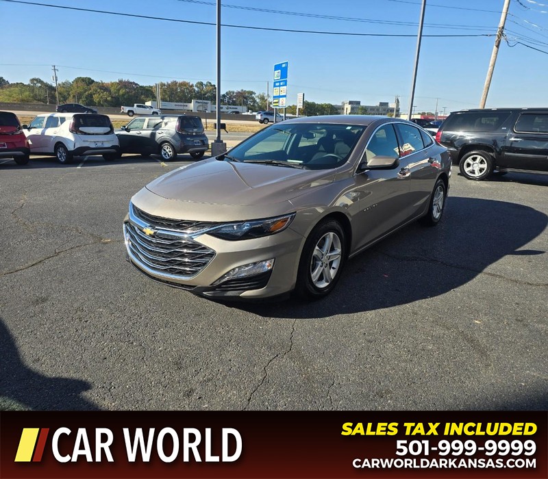 Chevrolet Malibu Vehicle Full-screen Gallery Image 3