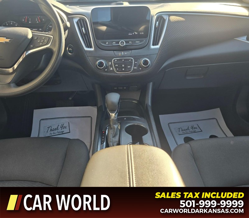 Chevrolet Malibu Vehicle Full-screen Gallery Image 18