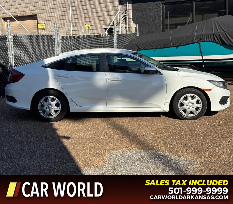 Honda Civic Sedan Vehicle Full-screen Gallery Image 2