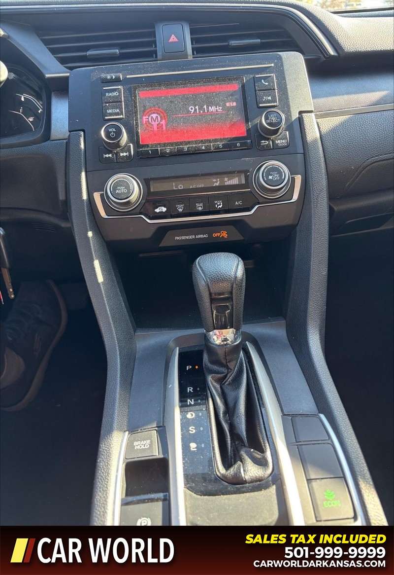 Honda Civic Sedan Vehicle Full-screen Gallery Image 16