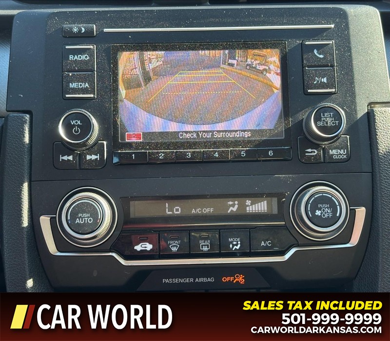 Honda Civic Sedan Vehicle Full-screen Gallery Image 17