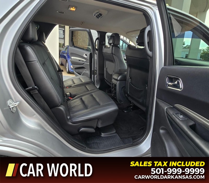Dodge Durango Vehicle Full-screen Gallery Image 13
