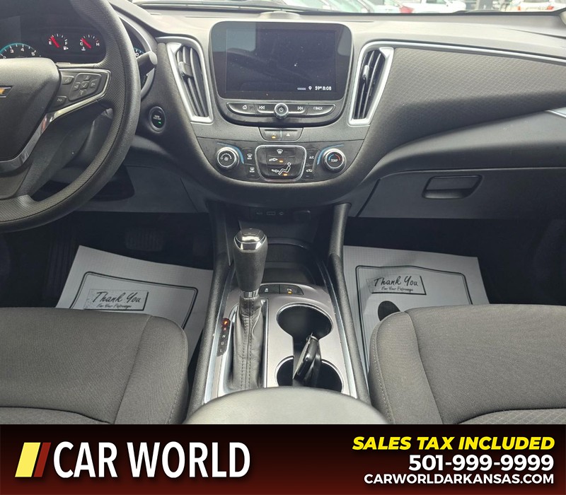 Chevrolet Malibu Vehicle Full-screen Gallery Image 18