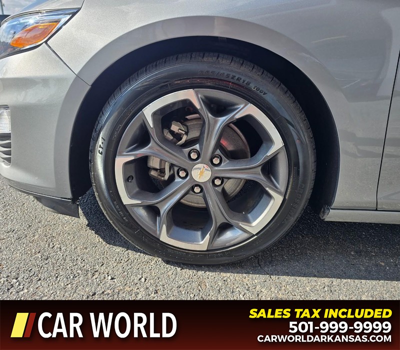 Chevrolet Malibu Vehicle Full-screen Gallery Image 6