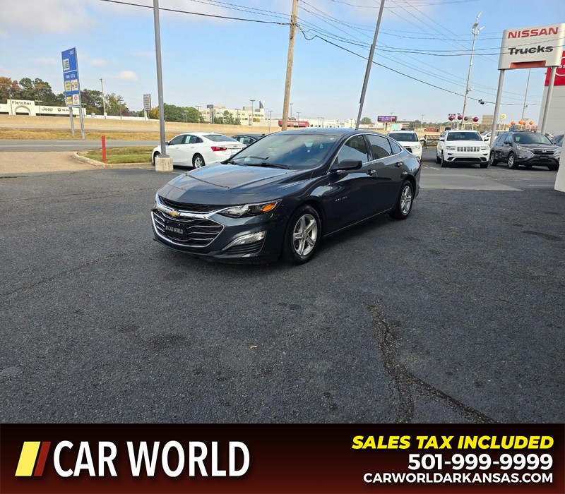 Chevrolet Malibu Vehicle Full-screen Gallery Image 3