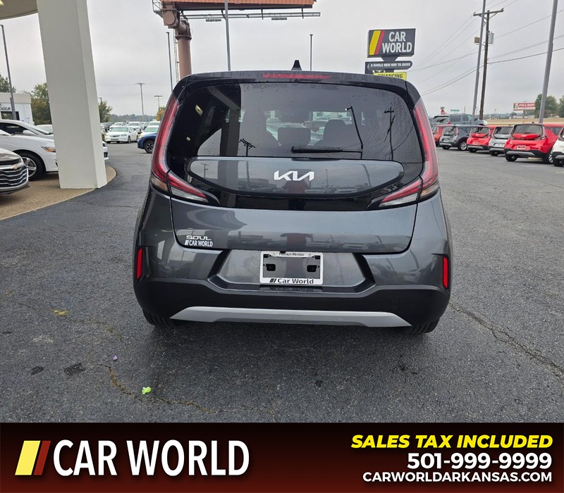 Kia Soul Vehicle Full-screen Gallery Image 5